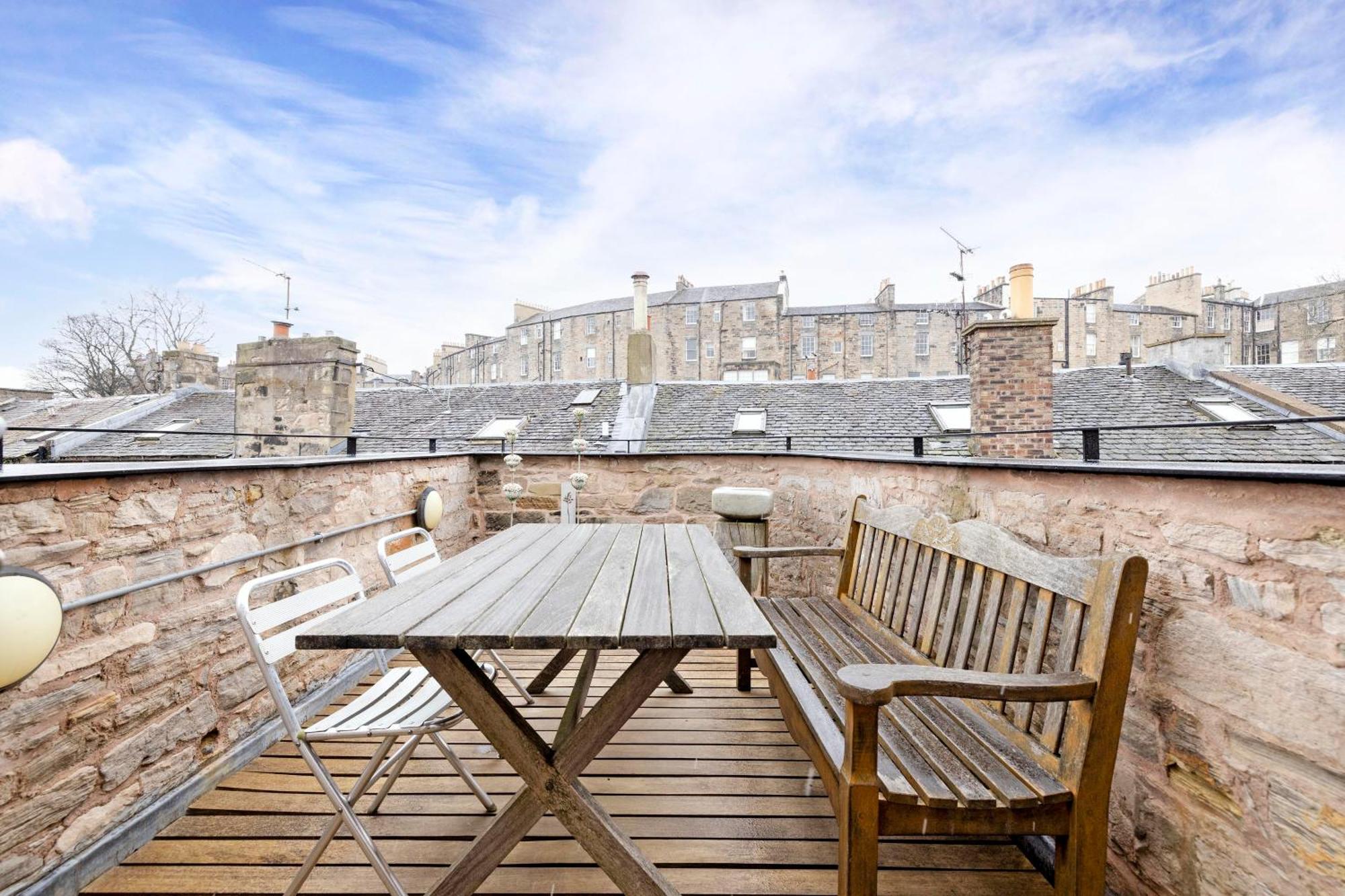 Appartement New Town Deluxe With Terrace *